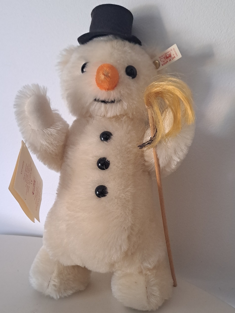 Steiff, The Four Seasons Limited Edition Snowman Bear.  Winter 1996-1997